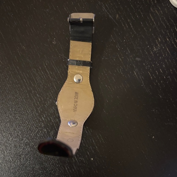 Betty Boop Black and Red Themed Smartwatch - Picture 3 of 4